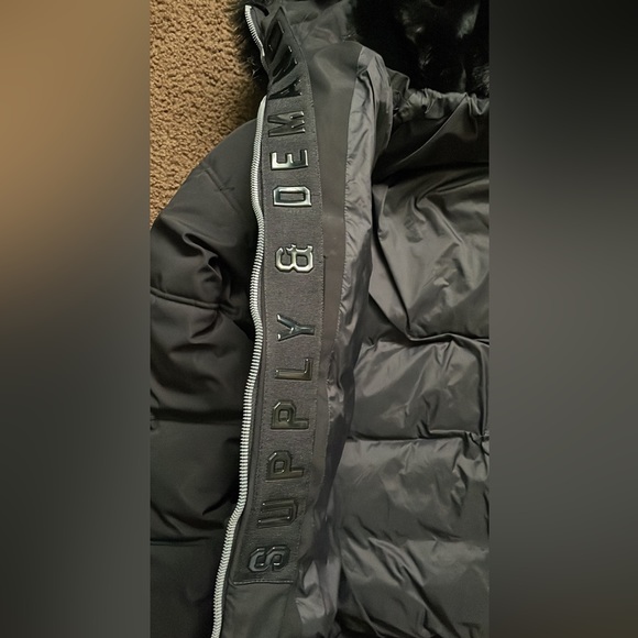 Jacket - Picture 3 of 4